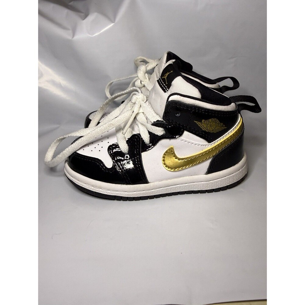 Jordan 1 Mid Unisex Baby Shoes Size 6c Boy Girl Gold White Black
